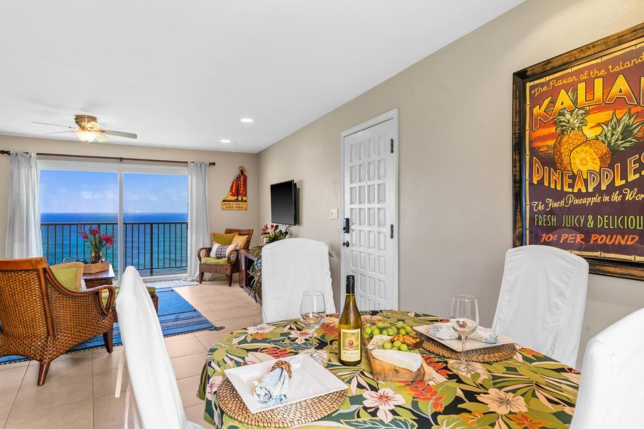 Holiday home Breathtaking Ocean View Of Royal Waters! Ak5202